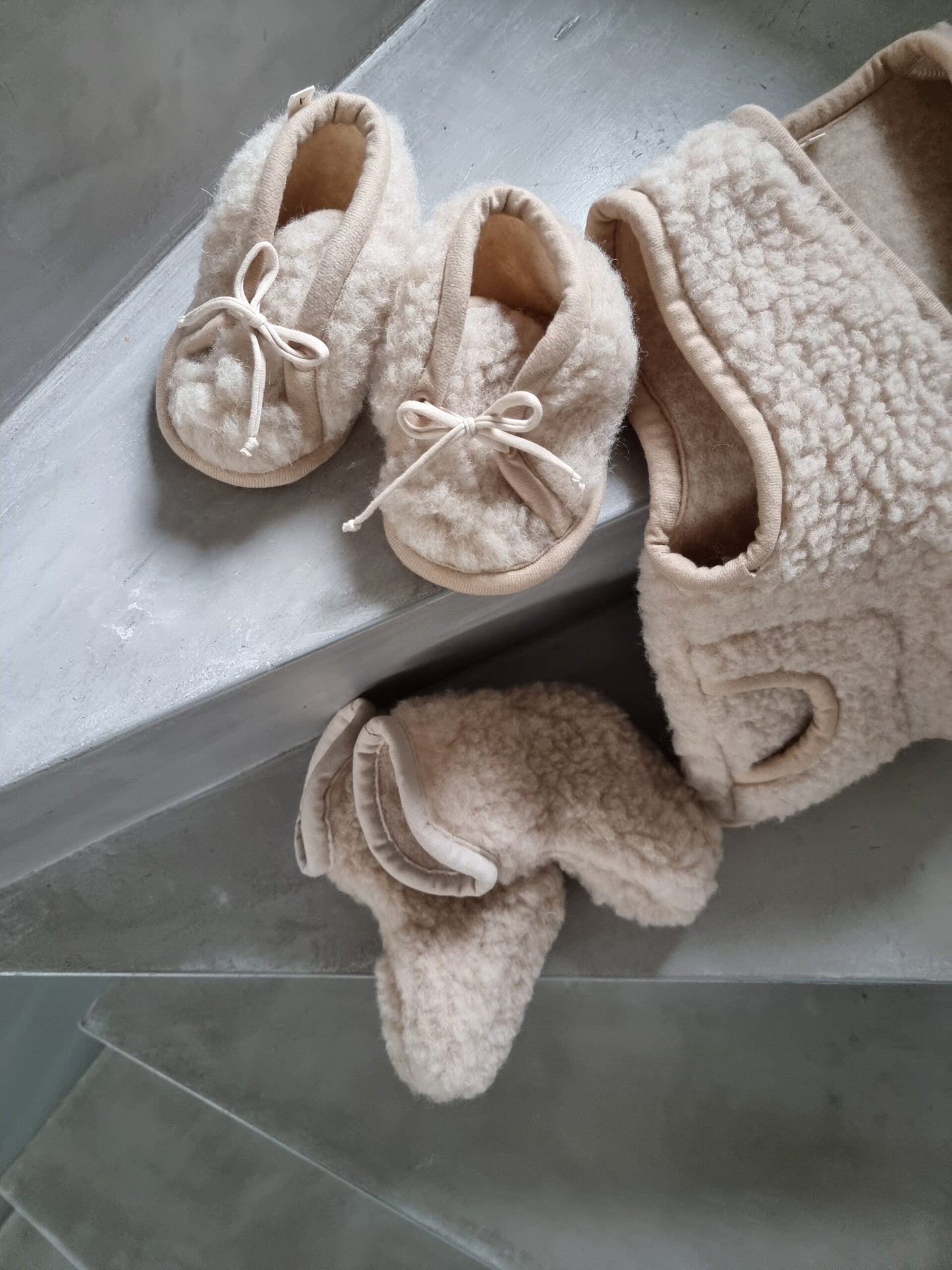 BABY WOOL SHOES